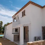Дом отдыха Con Piscina Affitti 700 Mt