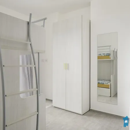 Con Piscina Affitti 700 Mt Holiday home Budoni