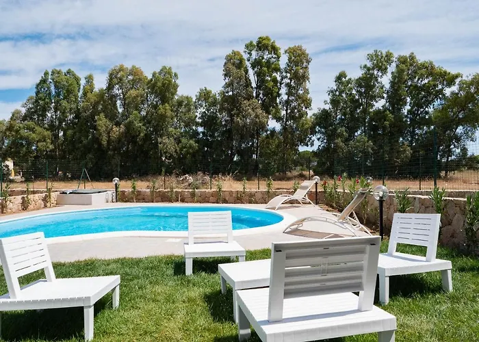 Feriehus Con Piscina Affitti 700 Mt Budoni