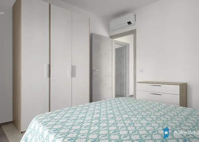 Con Piscina Affitti 700 Mt Feriehus Budoni
