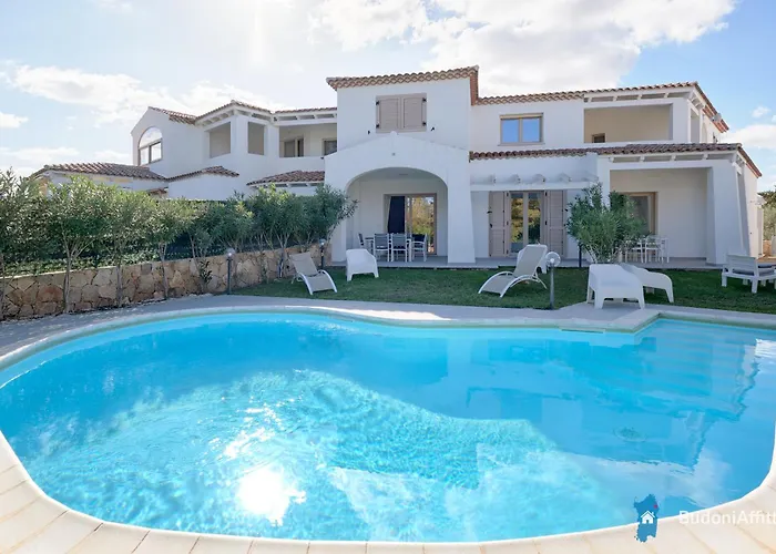 Con Piscina Affitti 700 Mt * Budoni